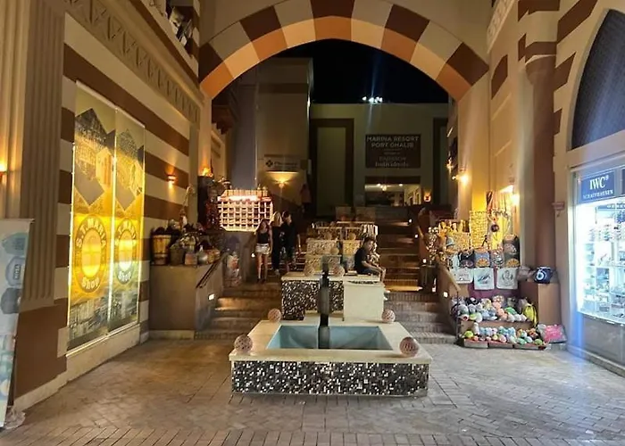 Camelgila Royal Daire Port Ghalib