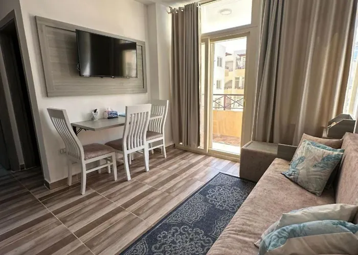 Camelgila Royal Daire